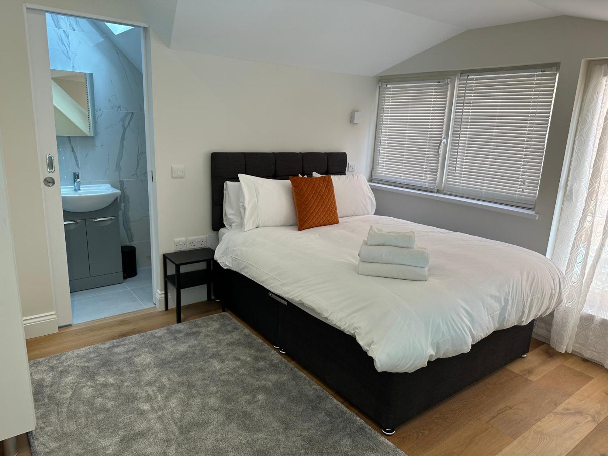 Winchester Street Apartments By Urban Abode Μπεϊσινγκστόουκ Εξωτερικό φωτογραφία