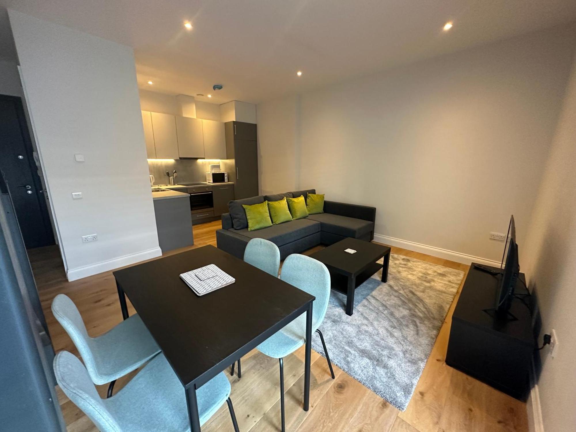 Winchester Street Apartments By Urban Abode Μπεϊσινγκστόουκ Εξωτερικό φωτογραφία