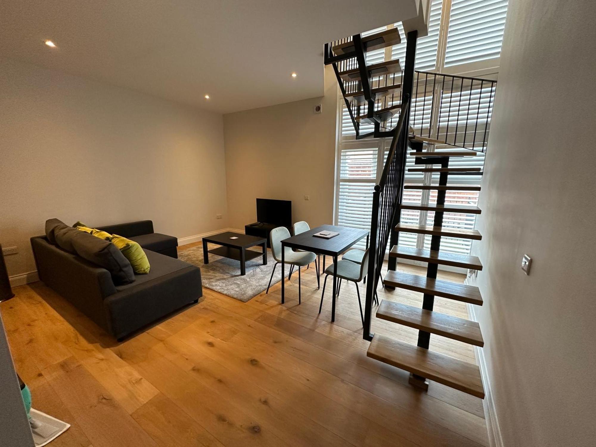 Winchester Street Apartments By Urban Abode Μπεϊσινγκστόουκ Εξωτερικό φωτογραφία