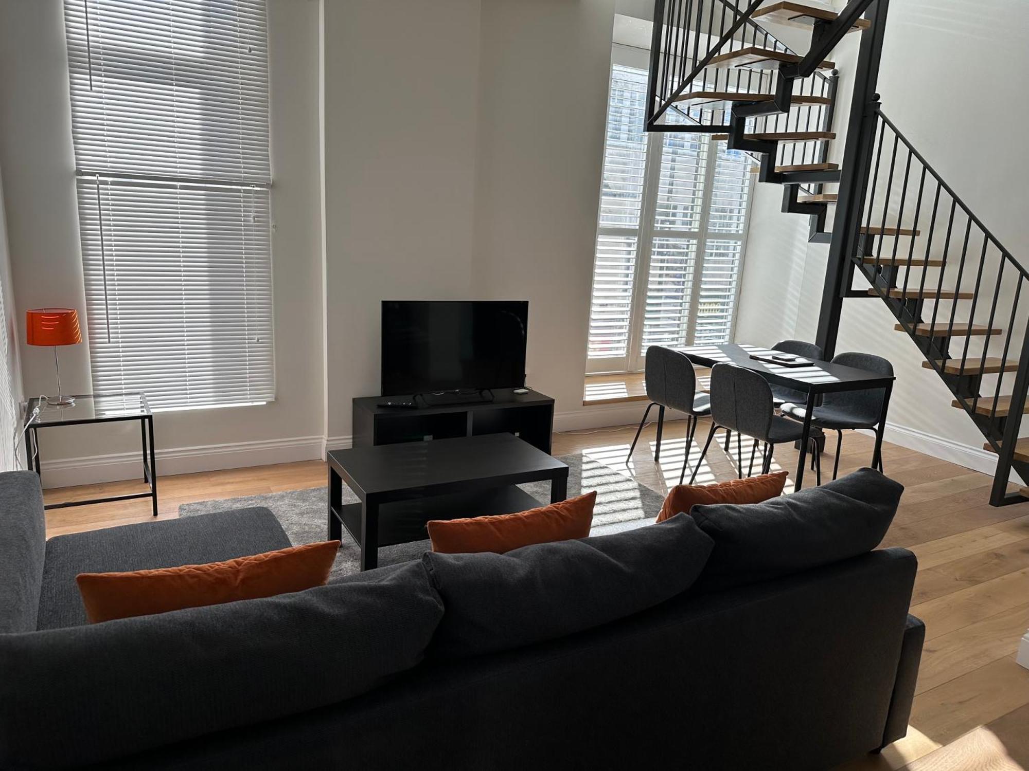 Winchester Street Apartments By Urban Abode Μπεϊσινγκστόουκ Εξωτερικό φωτογραφία